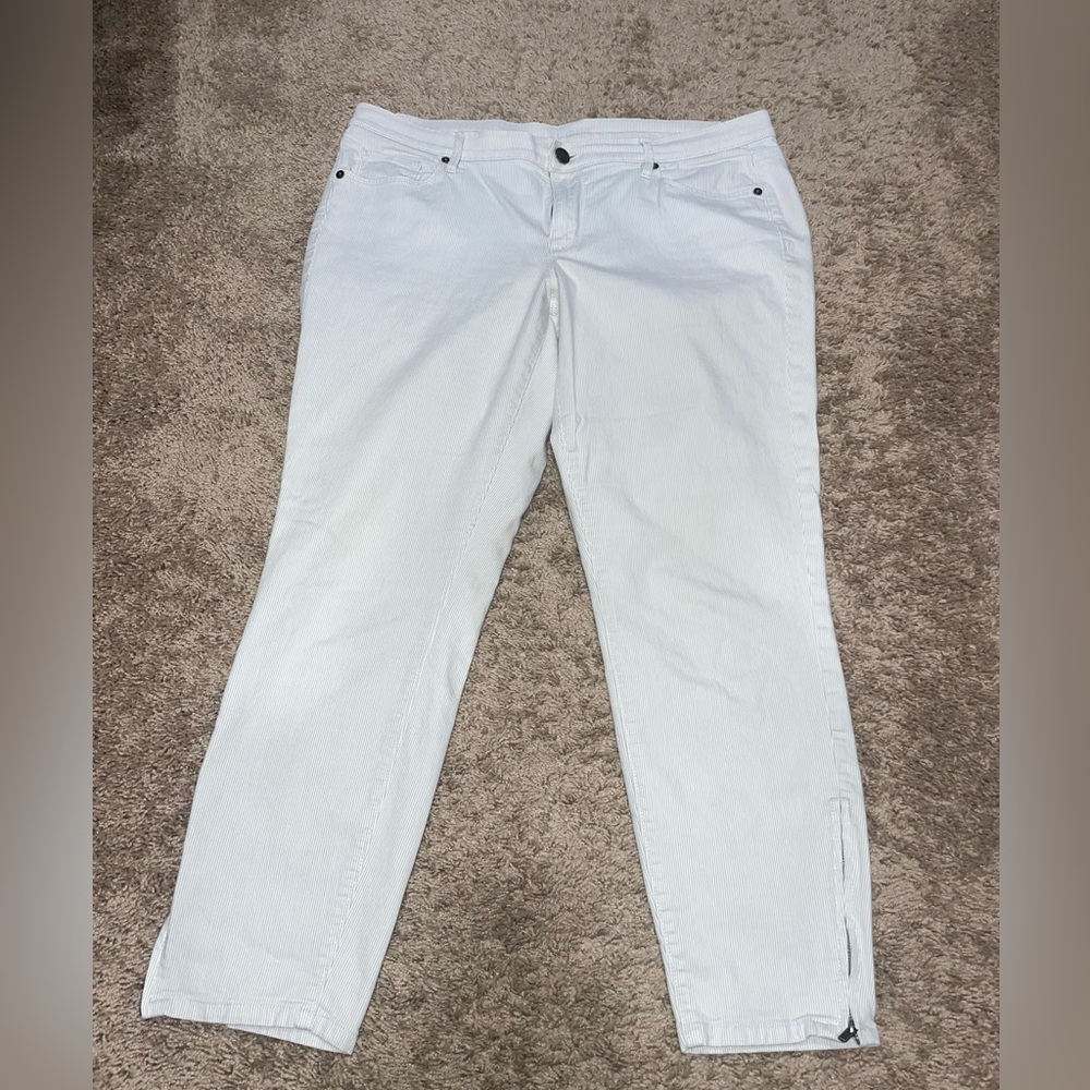 Women's White Ankle Pants